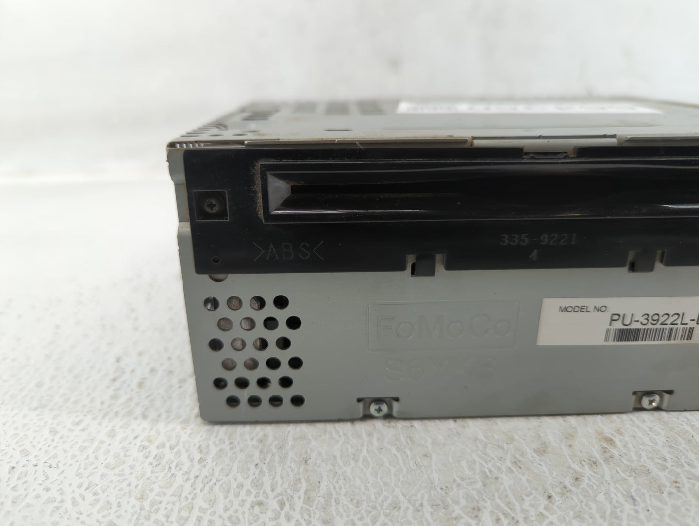 2016-2017 Ford Explorer Am Fm Cd Player Radio Receiver - Oemusedautoparts1.com