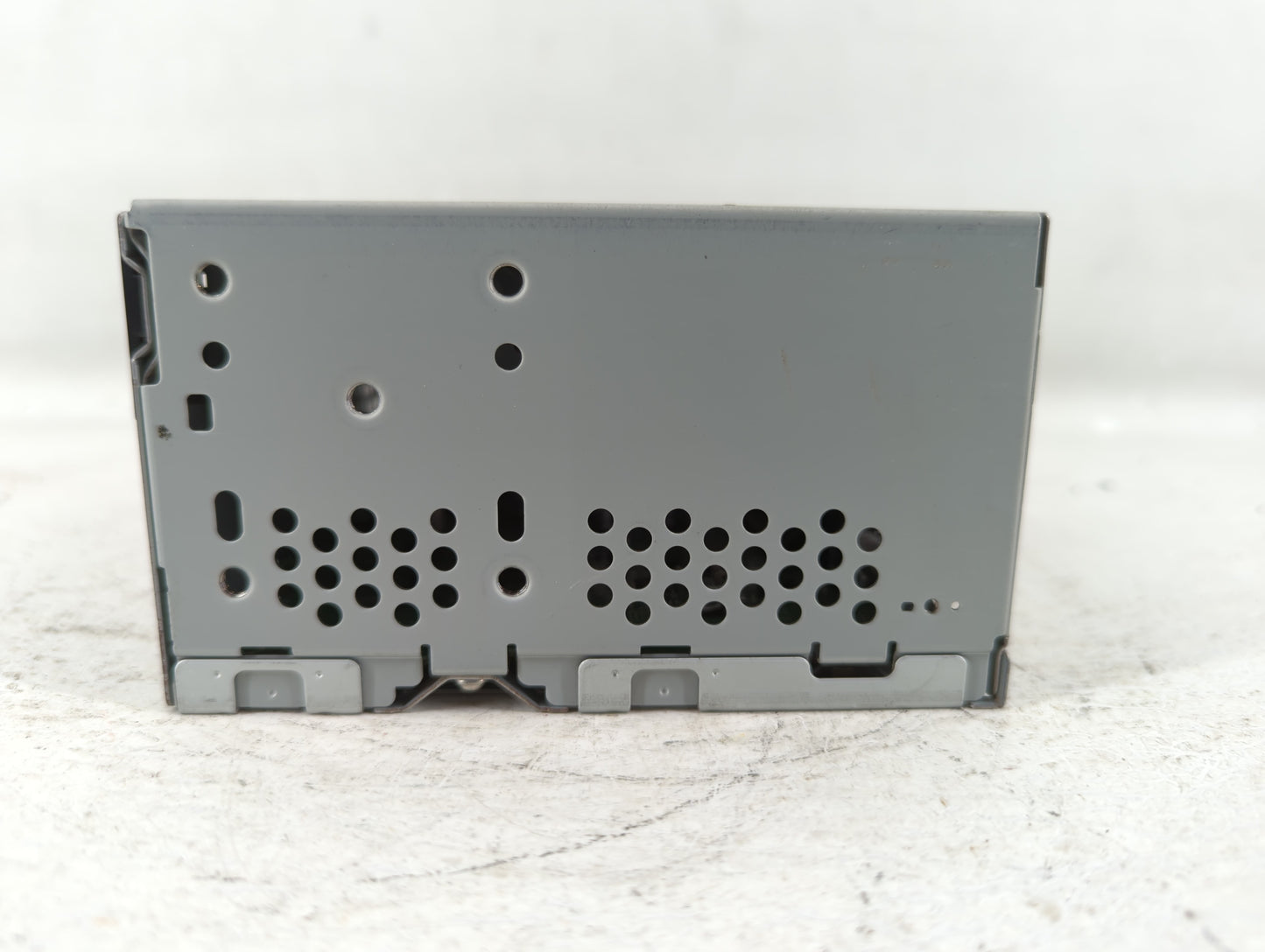 2016-2017 Ford Explorer Am Fm Cd Player Radio Receiver - Oemusedautoparts1.com