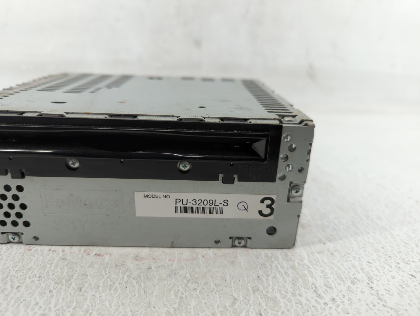 2016 Ford Explorer Am Fm Cd Player Radio Receiver - Oemusedautoparts1.com