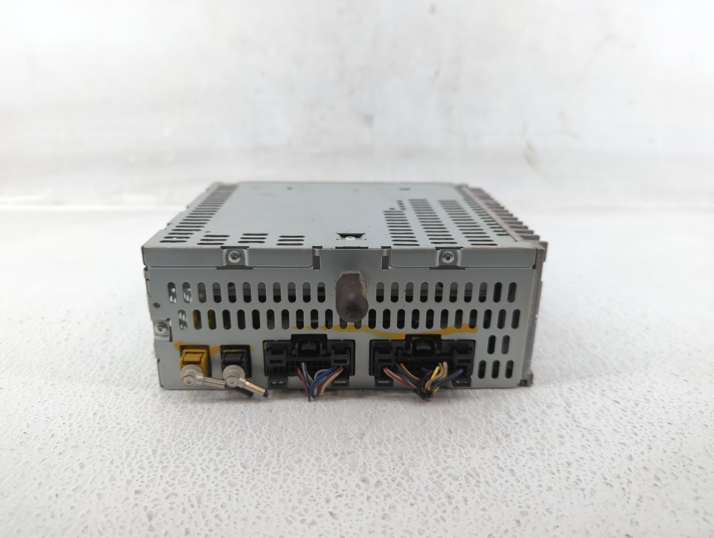 2016 Ford Explorer Am Fm Cd Player Radio Receiver - Oemusedautoparts1.com