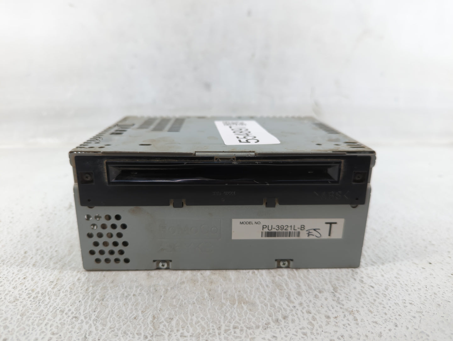 2016-2017 Ford Explorer Am Fm Cd Player Radio Receiver - Oemusedautoparts1.com