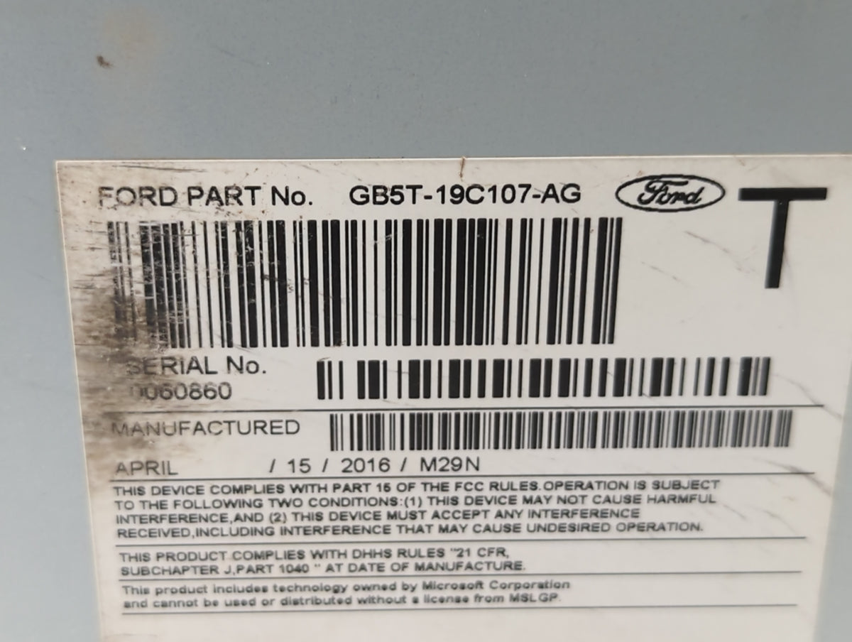 2016-2017 Ford Explorer Am Fm Cd Player Radio Receiver 554897 - Oemusedautoparts1.com