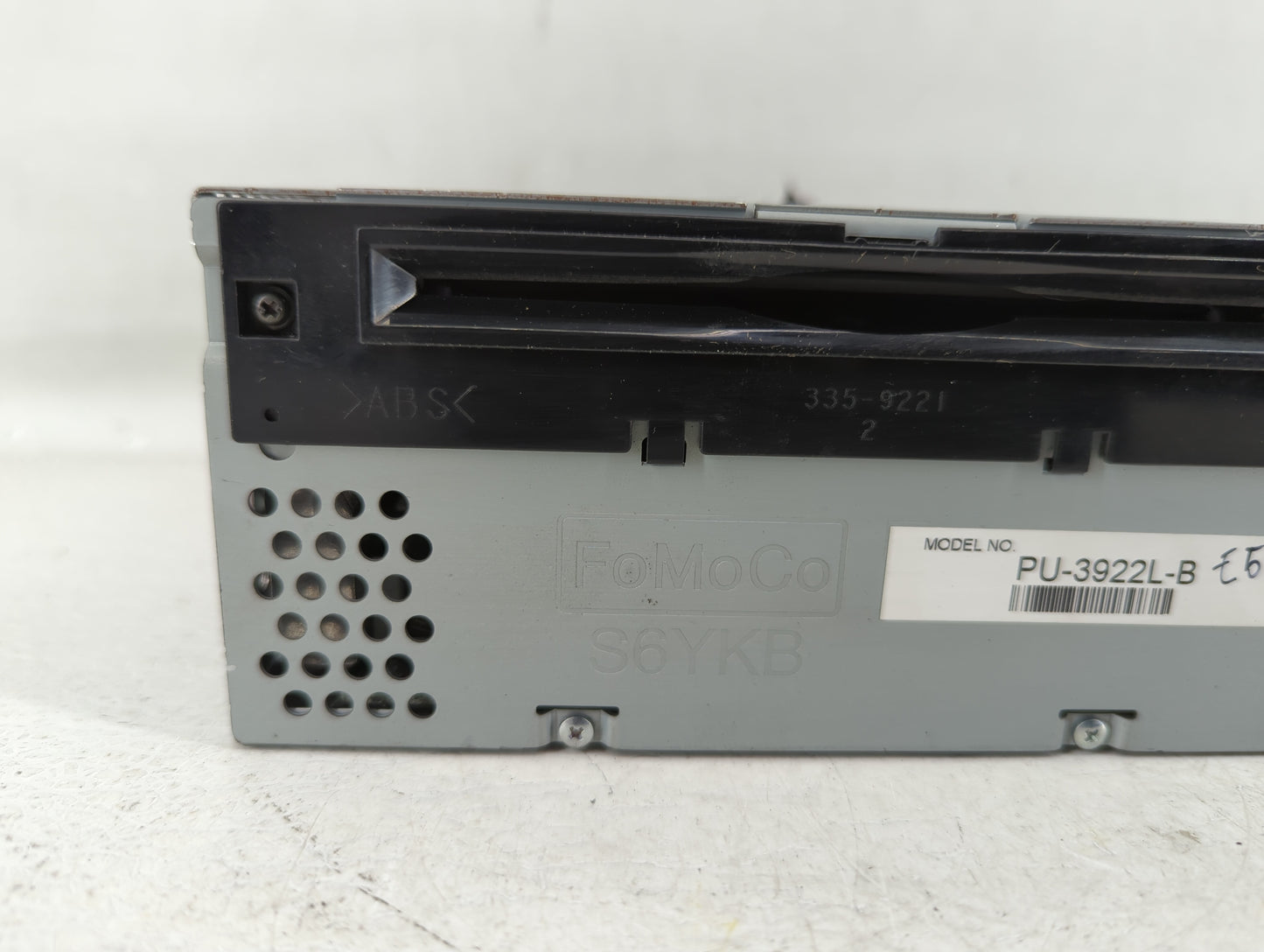 2016-2019 Ford Explorer Radio AM FM Cd Player Receiver Replacement P/N:GB5T-19C107-BG Fits Fits 2016 2017 2018 2019 OEM Used