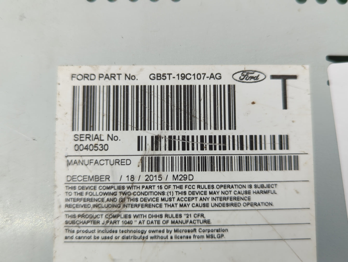 2016-2017 Ford Explorer Radio AM FM Cd Player Receiver Replacement P/N:GB5T-19C107-AG Fits Fits 2016 2017 OEM Used Auto Part
