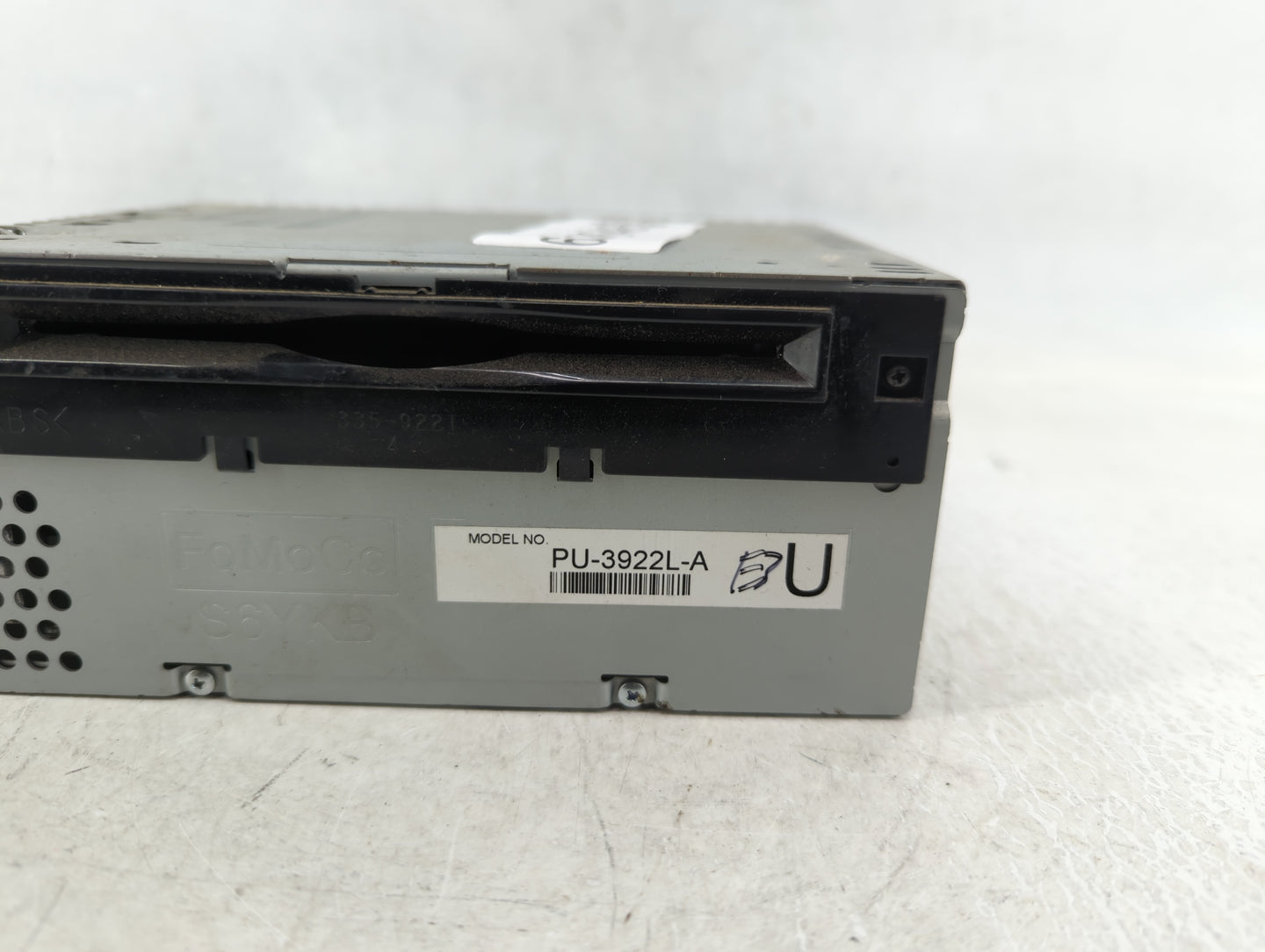 2016-2017 Ford Explorer Am Fm Cd Player Radio Receiver - Oemusedautoparts1.com