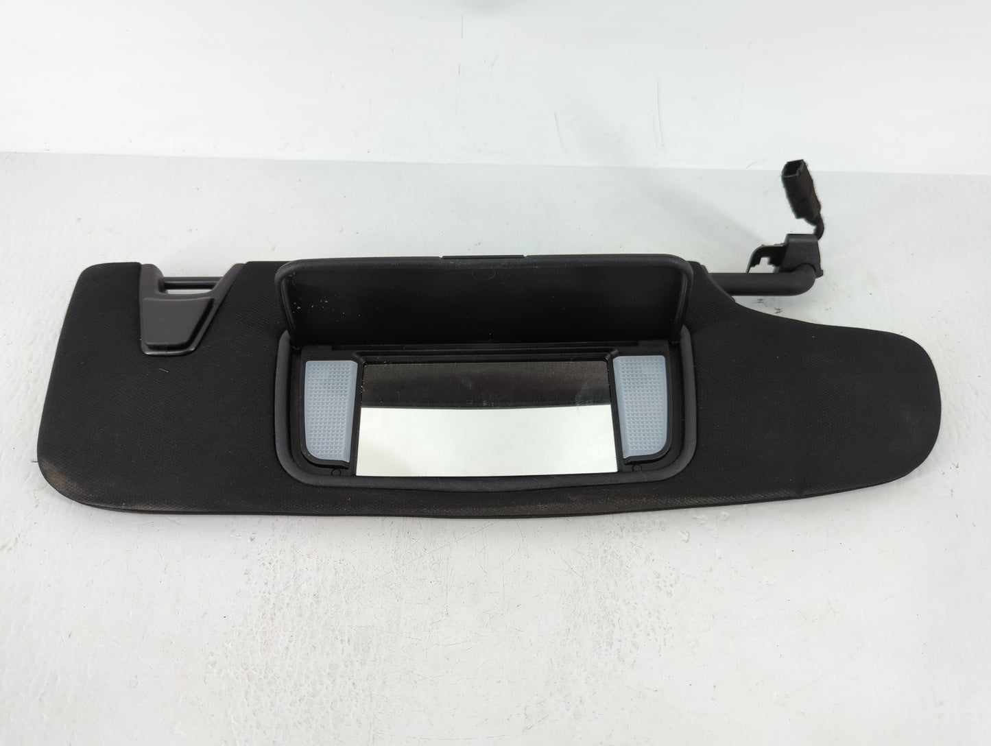 2016 Ford Explorer Sun Visor Shade Replacement Passenger Right Mirror Fits OEM Used Auto Parts - Oemusedautoparts1.com