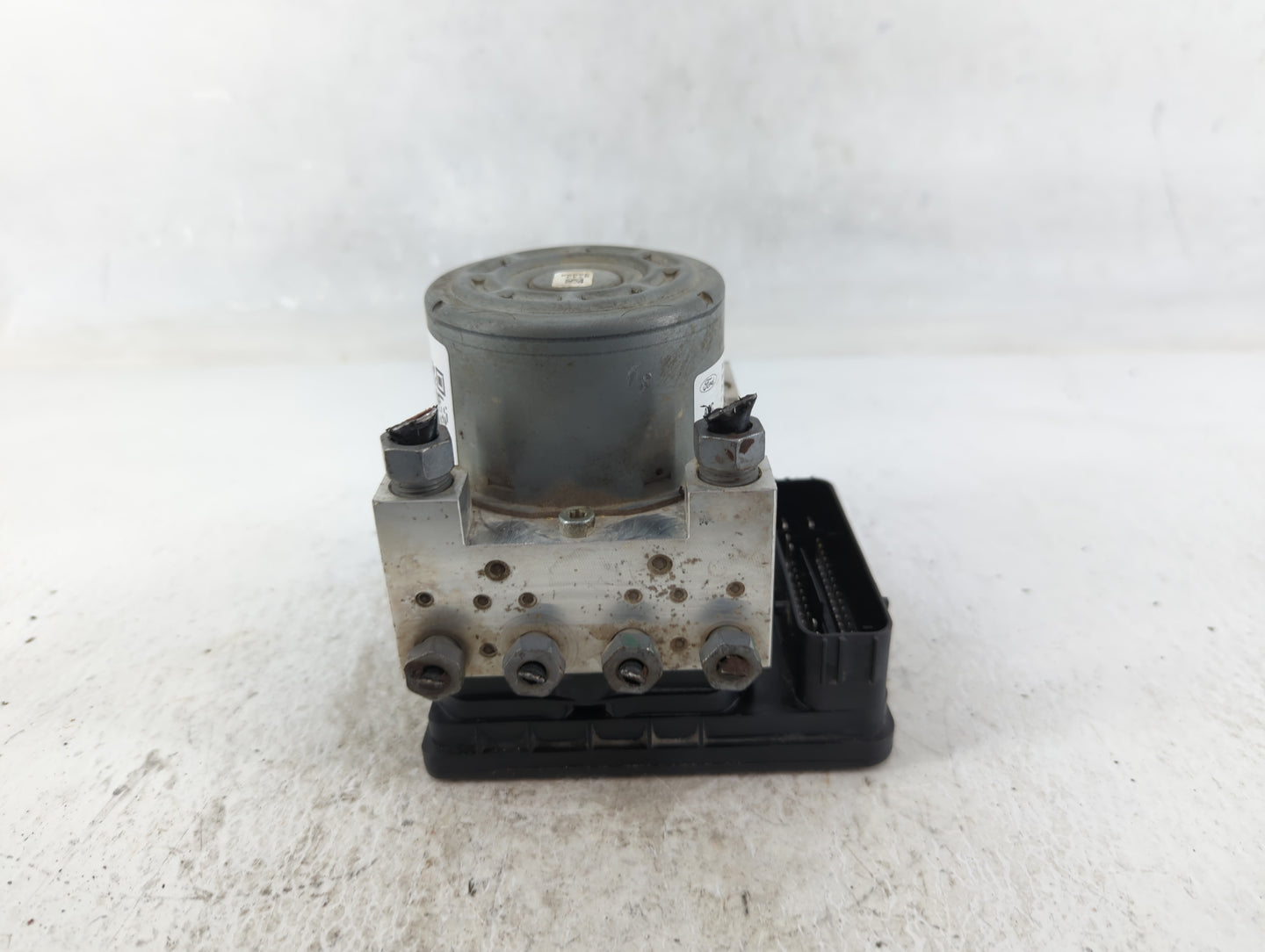 2016 Ford Explorer ABS Pump Control Module Replacement P/N:FB53-2C405-AF Fits OEM Used Auto Parts - Oemusedautoparts1.com