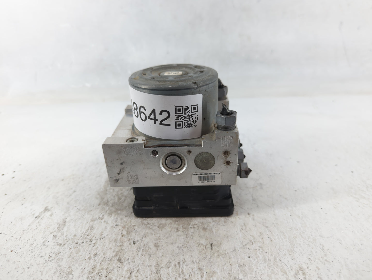 2016 Ford Explorer ABS Pump Control Module Replacement P/N:FB53-2C405-AF Fits OEM Used Auto Parts - Oemusedautoparts1.com