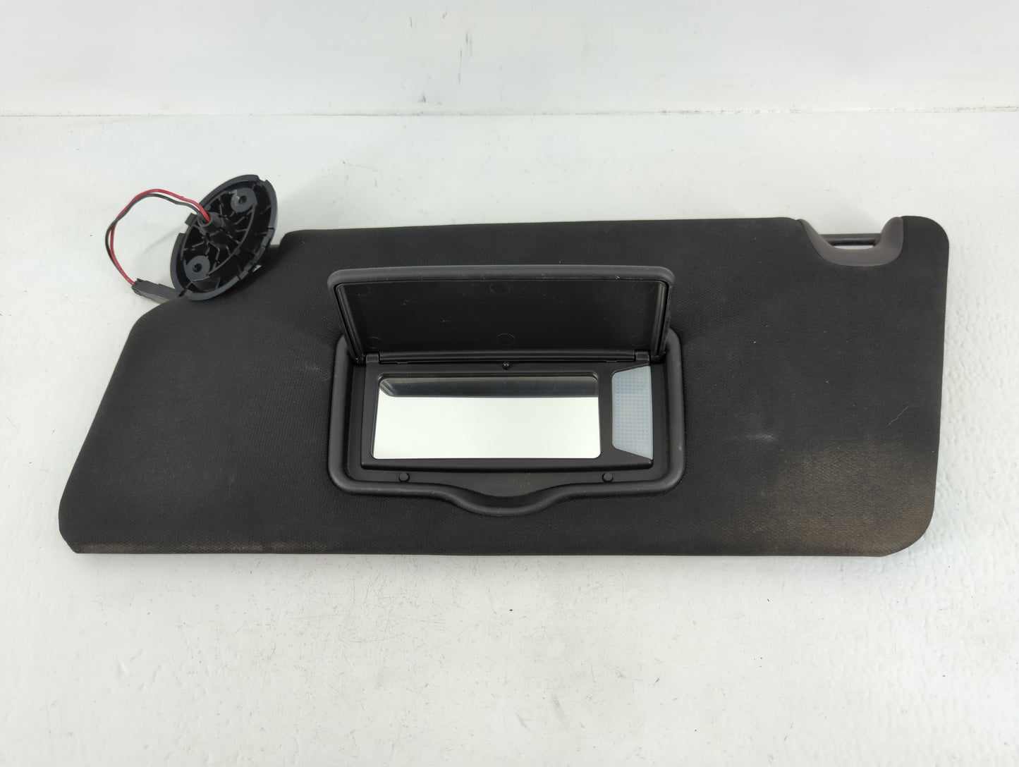 2016 Ford Explorer Sun Visor Shade Replacement Driver Left Mirror Fits OEM Used Auto Parts - Oemusedautoparts1.com