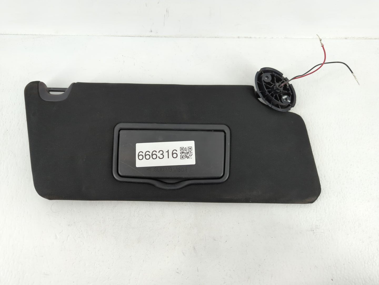 2016 Ford Explorer Sun Visor Shade Replacement Passenger Right Mirror Fits OEM Used Auto Parts - Oemusedautoparts1.com