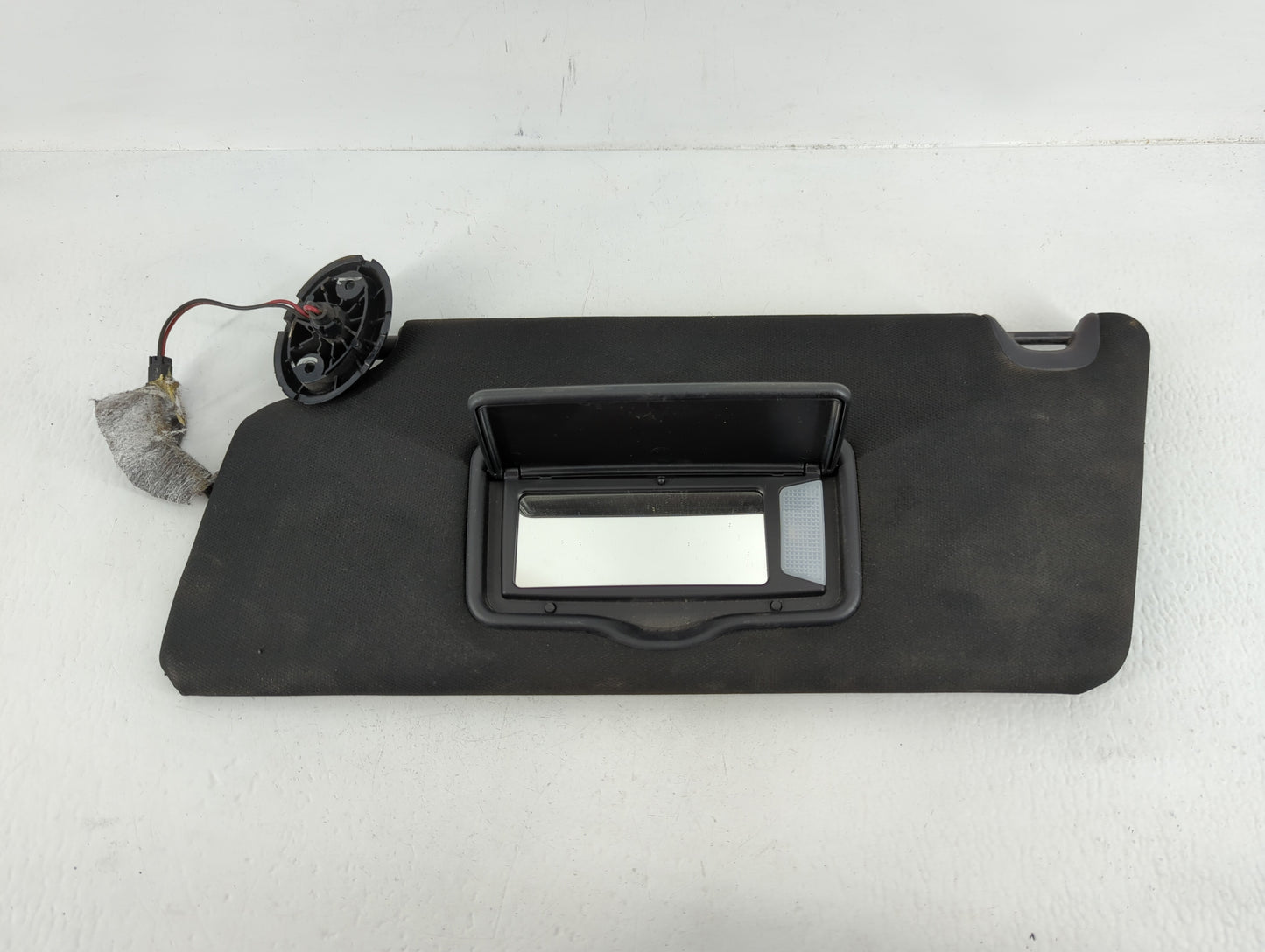 2016 Ford Explorer Sun Visor Shade Replacement Driver Left Mirror Fits OEM Used Auto Parts - Oemusedautoparts1.com