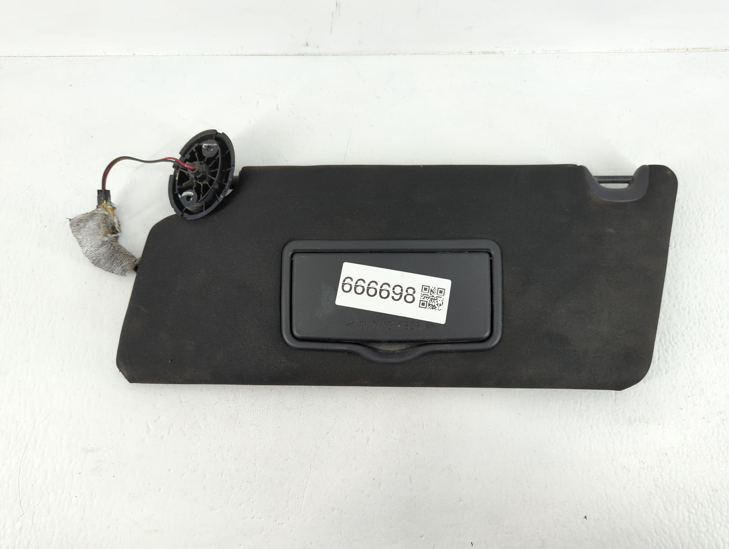 2016 Ford Explorer Sun Visor Shade Replacement Driver Left Mirror Fits OEM Used Auto Parts - Oemusedautoparts1.com