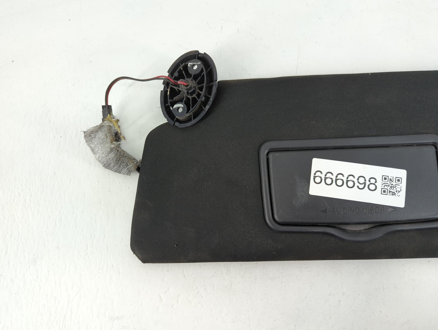 2016 Ford Explorer Sun Visor Shade Replacement Driver Left Mirror Fits OEM Used Auto Parts - Oemusedautoparts1.com