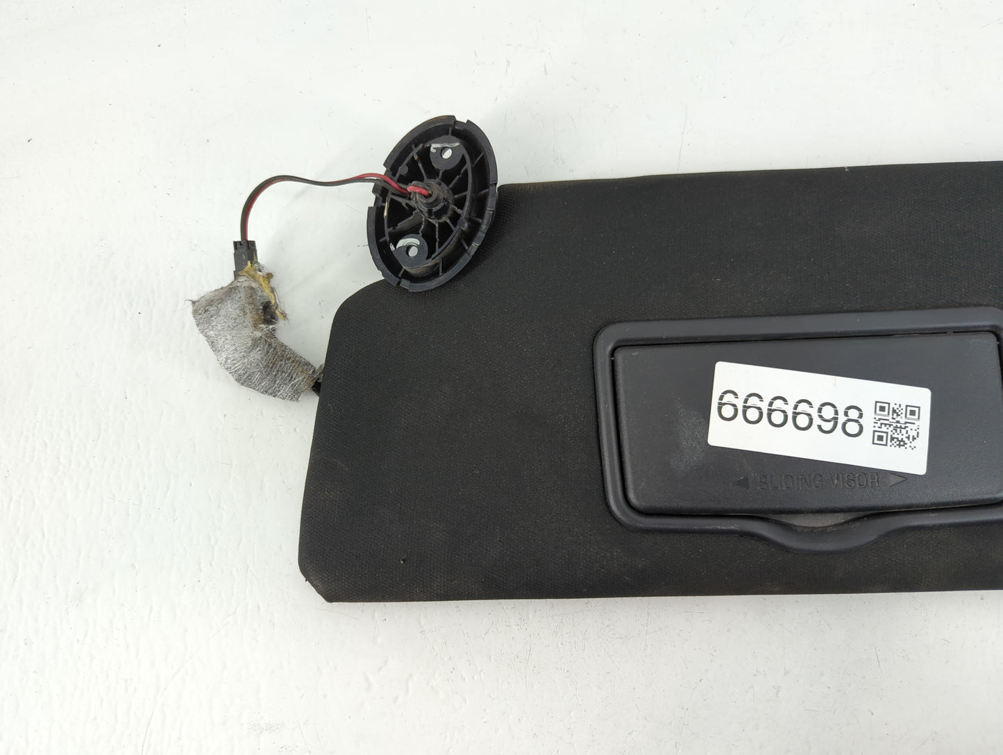 2016 Ford Explorer Sun Visor Shade Replacement Driver Left Mirror Fits OEM Used Auto Parts - Oemusedautoparts1.com