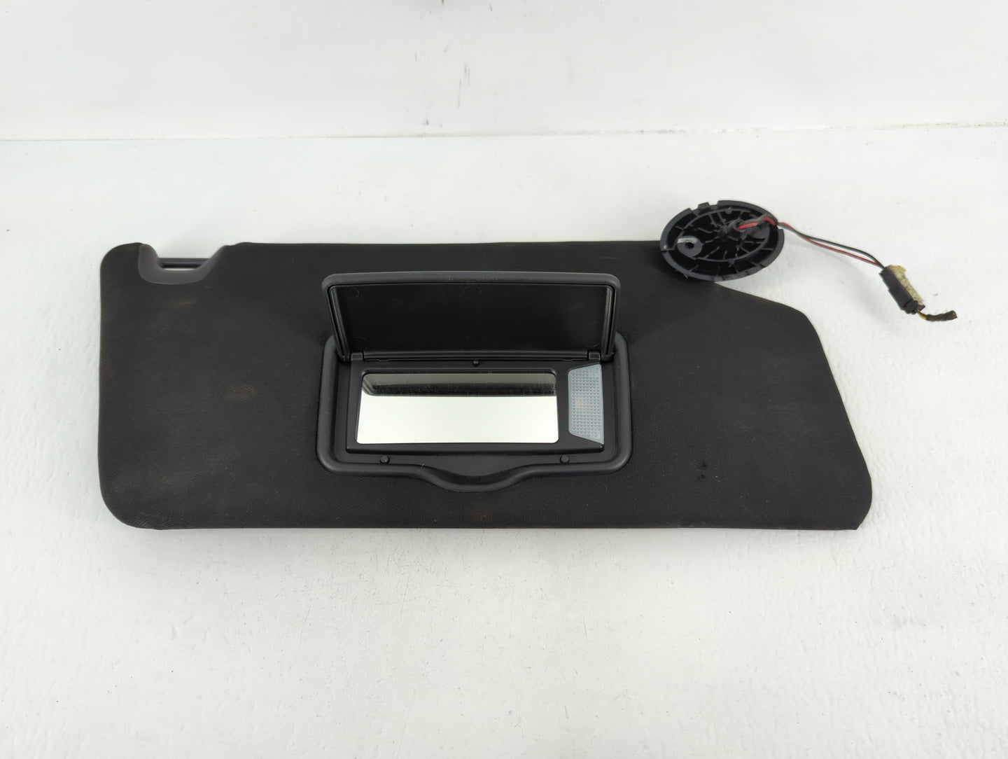 2016 Ford Explorer Sun Visor Shade Replacement Passenger Right Mirror Fits OEM Used Auto Parts - Oemusedautoparts1.com
