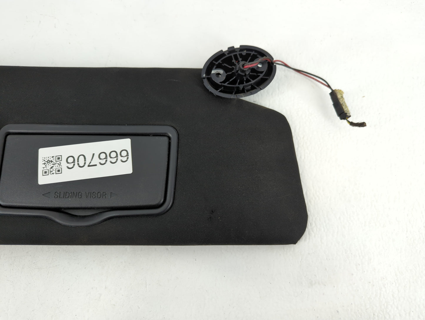 2016 Ford Explorer Sun Visor Shade Replacement Passenger Right Mirror Fits OEM Used Auto Parts - Oemusedautoparts1.com