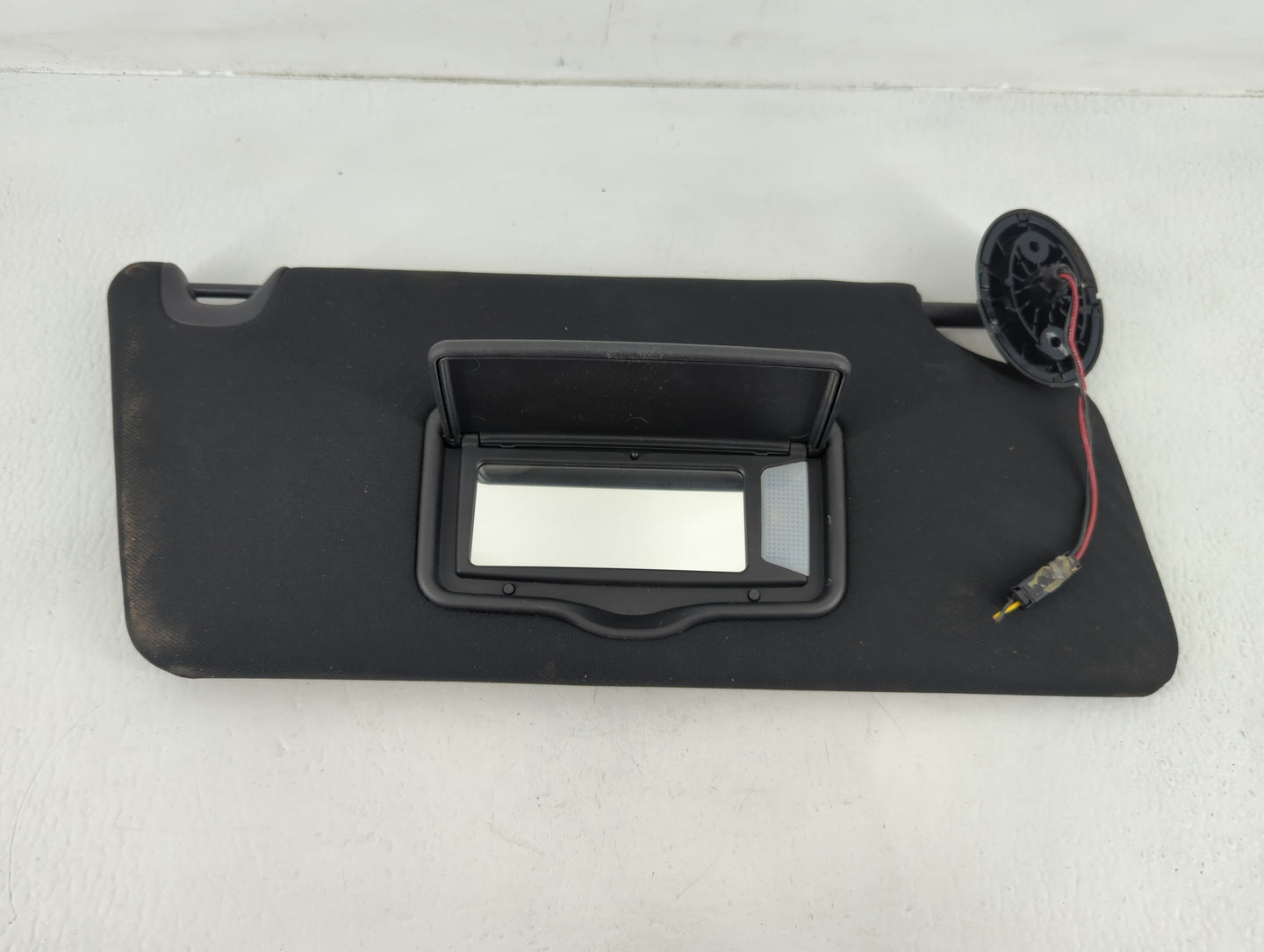 2016 Ford Explorer Sun Visor Shade Replacement Passenger Right Mirror Fits OEM Used Auto Parts - Oemusedautoparts1.com