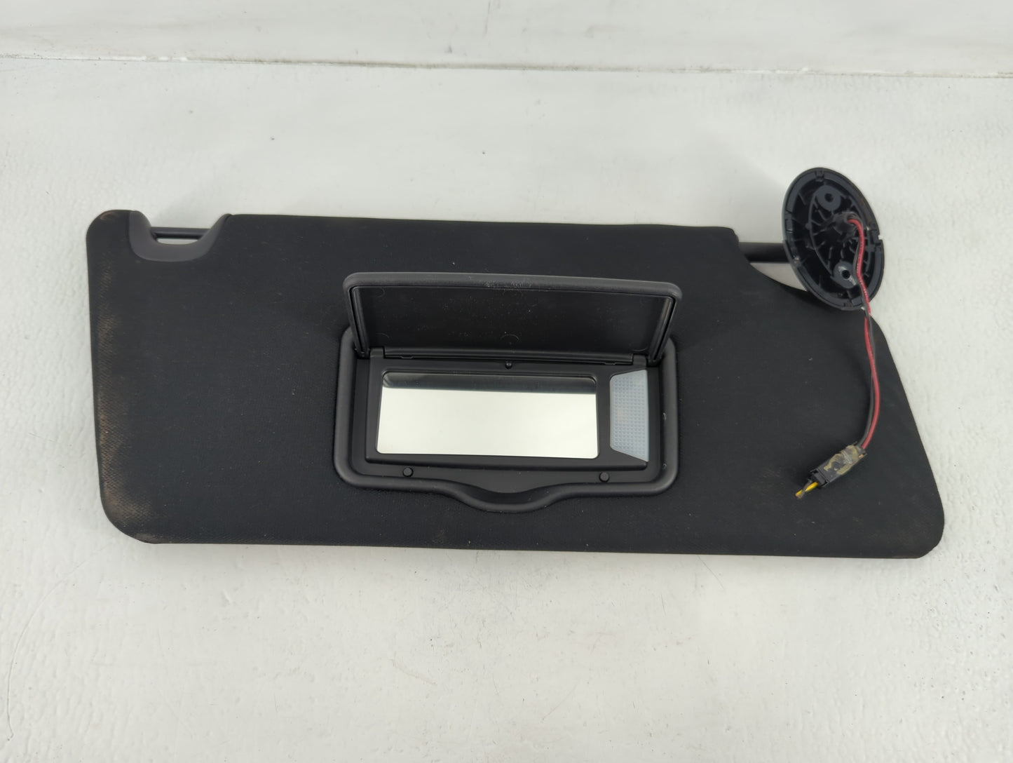 2016 Ford Explorer Sun Visor Shade Replacement Passenger Right Mirror Fits OEM Used Auto Parts - Oemusedautoparts1.com