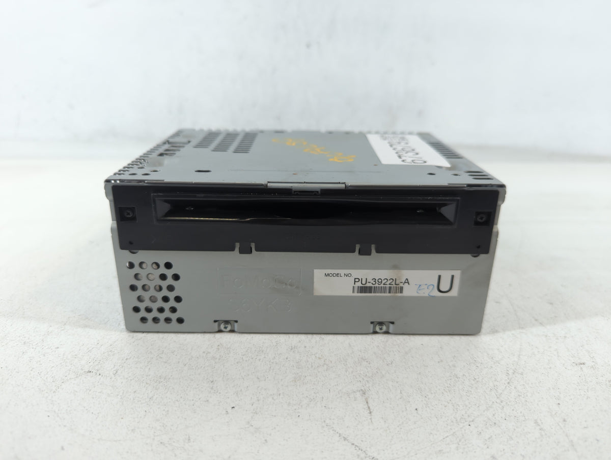 2016-2017 Ford Explorer Am Fm Cd Player Radio Receiver 673679 - Oemusedautoparts1.com