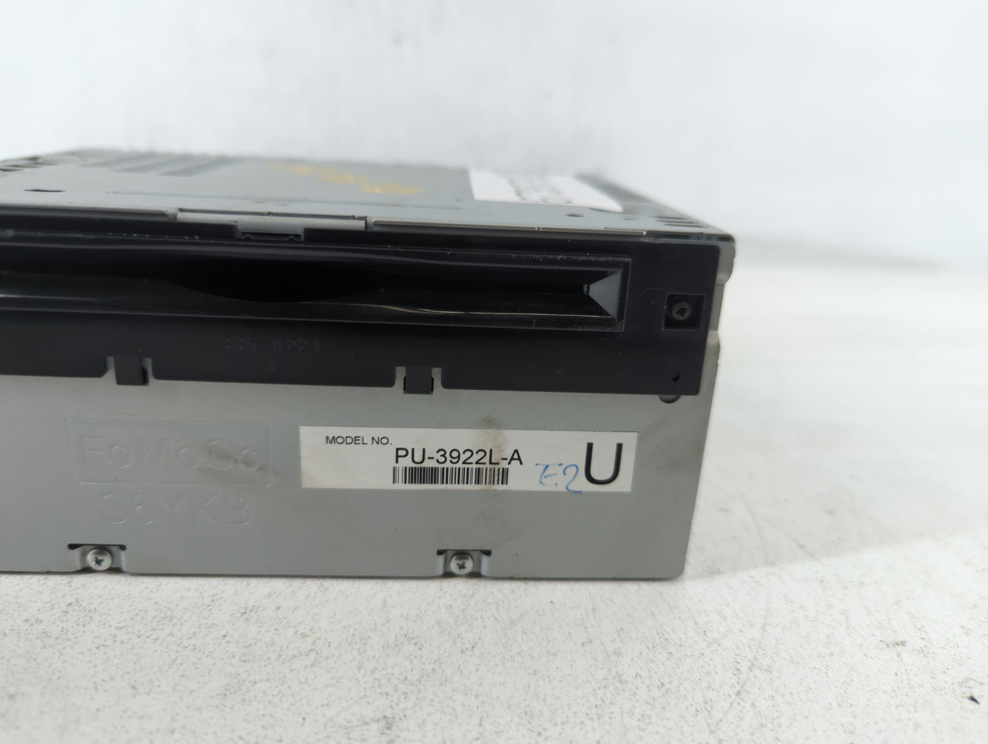 2016-2017 Ford Explorer Am Fm Cd Player Radio Receiver - Oemusedautoparts1.com