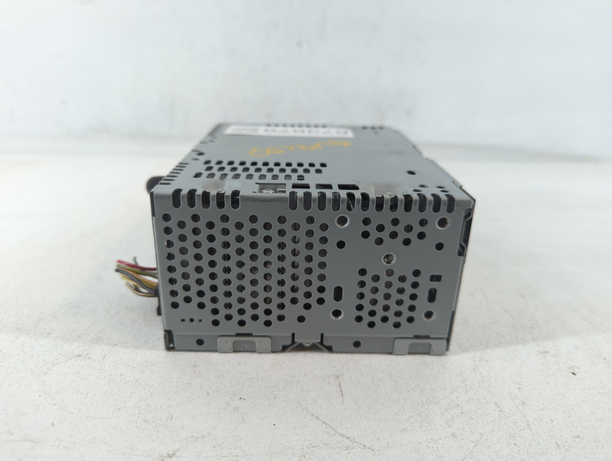 2016-2017 Ford Explorer Am Fm Cd Player Radio Receiver 673679 - Oemusedautoparts1.com