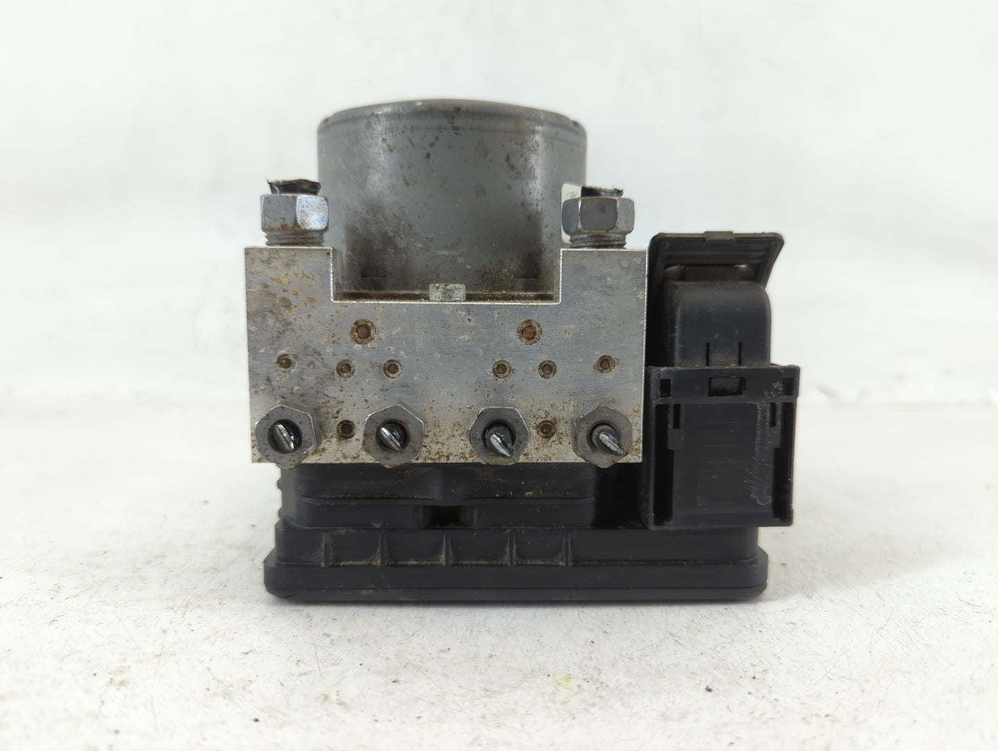 2016 Ford Explorer ABS Pump Control Module Replacement P/N:HB53-2C405-AC Fits OEM Used Auto Parts - Oemusedautoparts1.com