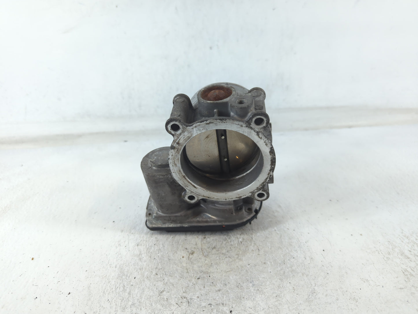 2011-2019 Ford Explorer Throttle Body P/N:3K1612B-0423 Fits Fits 2011 2012 2013 2014 2015 2016 2017 2018 2019 OEM Used Auto 