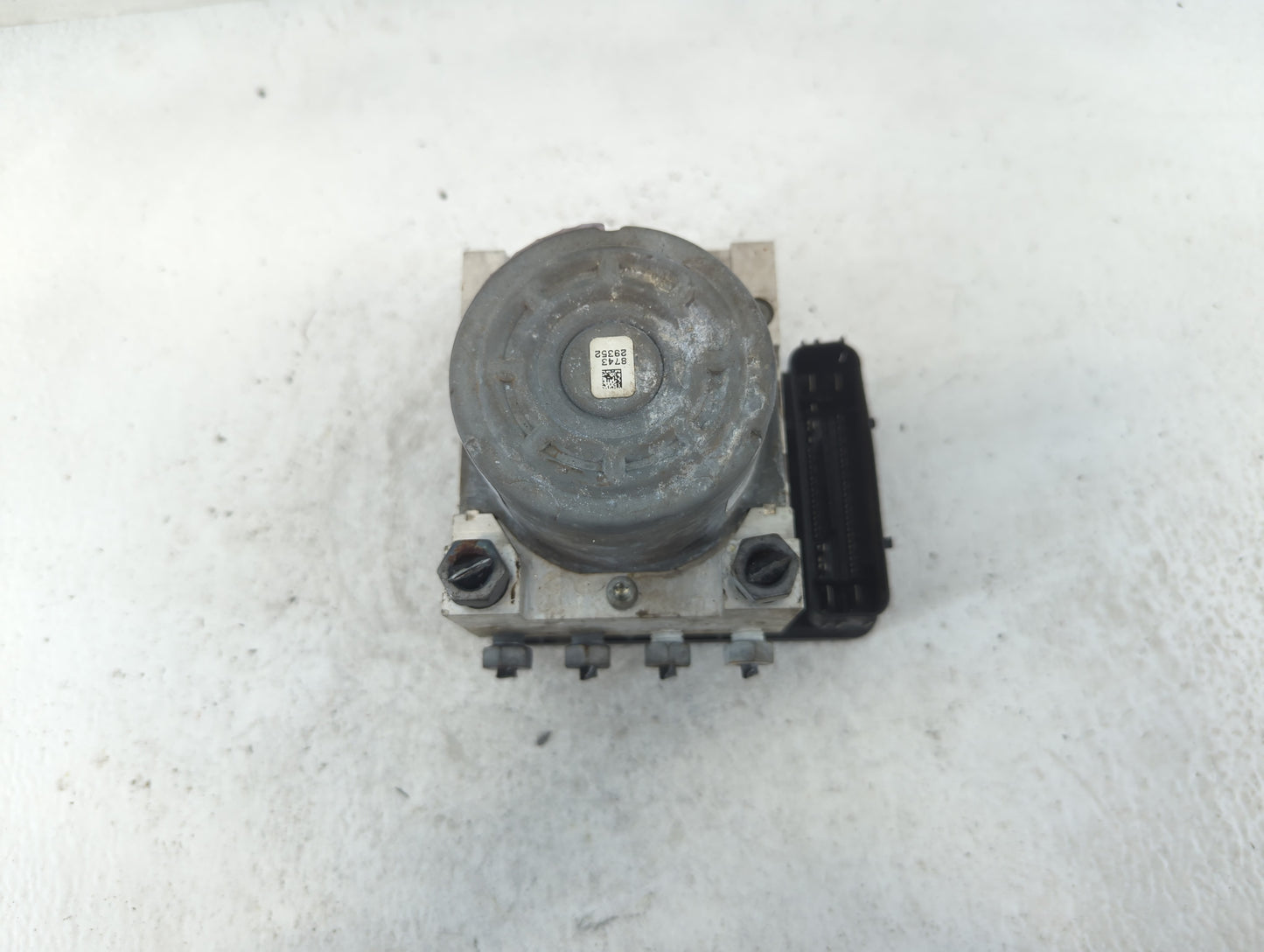 2016 Ford Explorer ABS Pump Control Module Replacement P/N:FB53-2C405-AE Fits OEM Used Auto Parts - Oemusedautoparts1.com