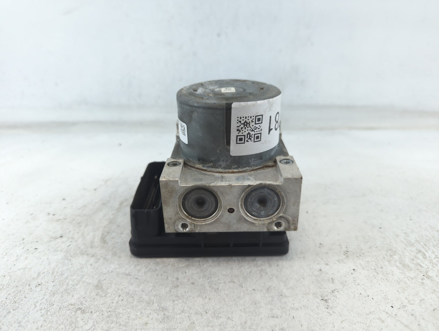 2016 Ford Explorer ABS Pump Control Module Replacement P/N:FB53-2C405-AE Fits OEM Used Auto Parts - Oemusedautoparts1.com