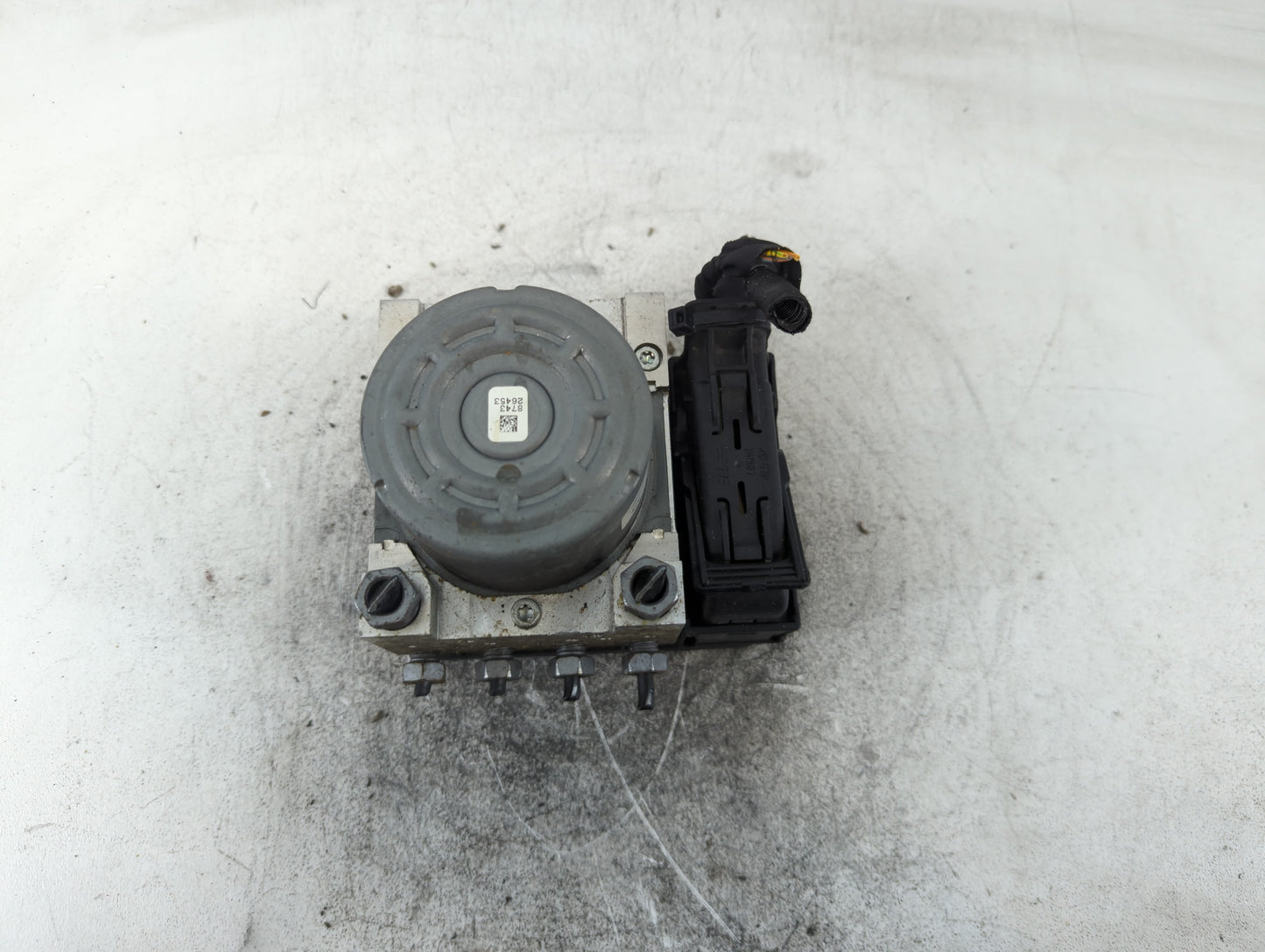 2016 Ford Explorer ABS Pump Control Module Replacement P/N:FB53-2C405-AE Fits OEM Used Auto Parts - Oemusedautoparts1.com