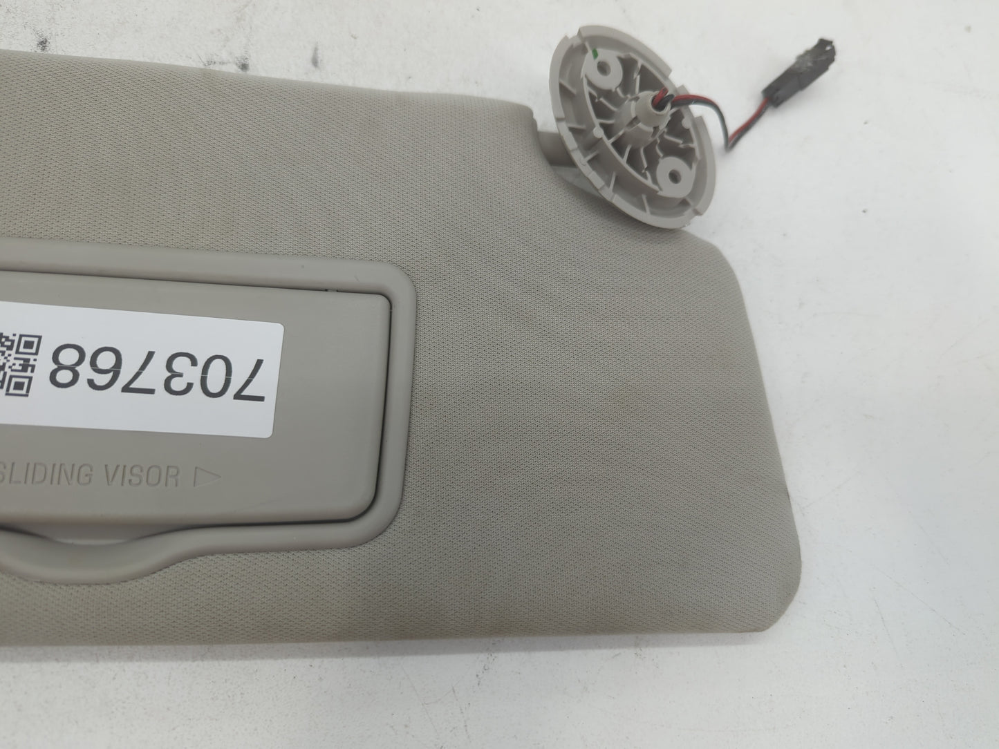 2016 Ford Explorer Sun Visor Shade Replacement Passenger Right Mirror Fits OEM Used Auto Parts - Oemusedautoparts1.com