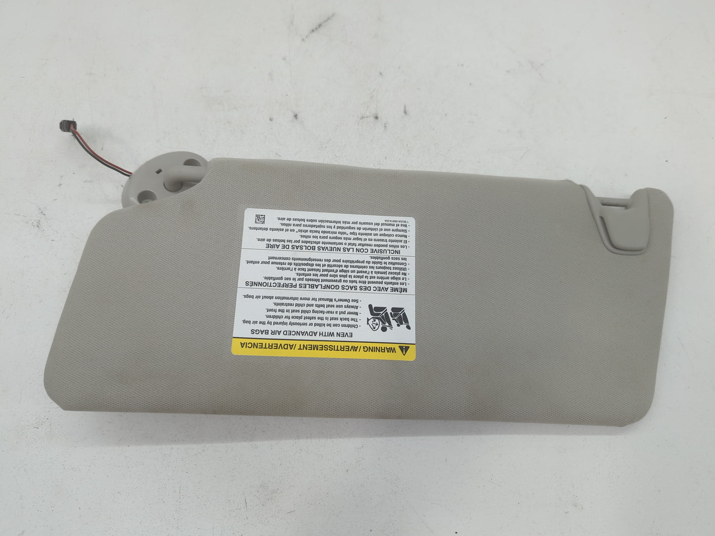 2016 Ford Explorer Sun Visor Shade Replacement Passenger Right Mirror Fits OEM Used Auto Parts - Oemusedautoparts1.com