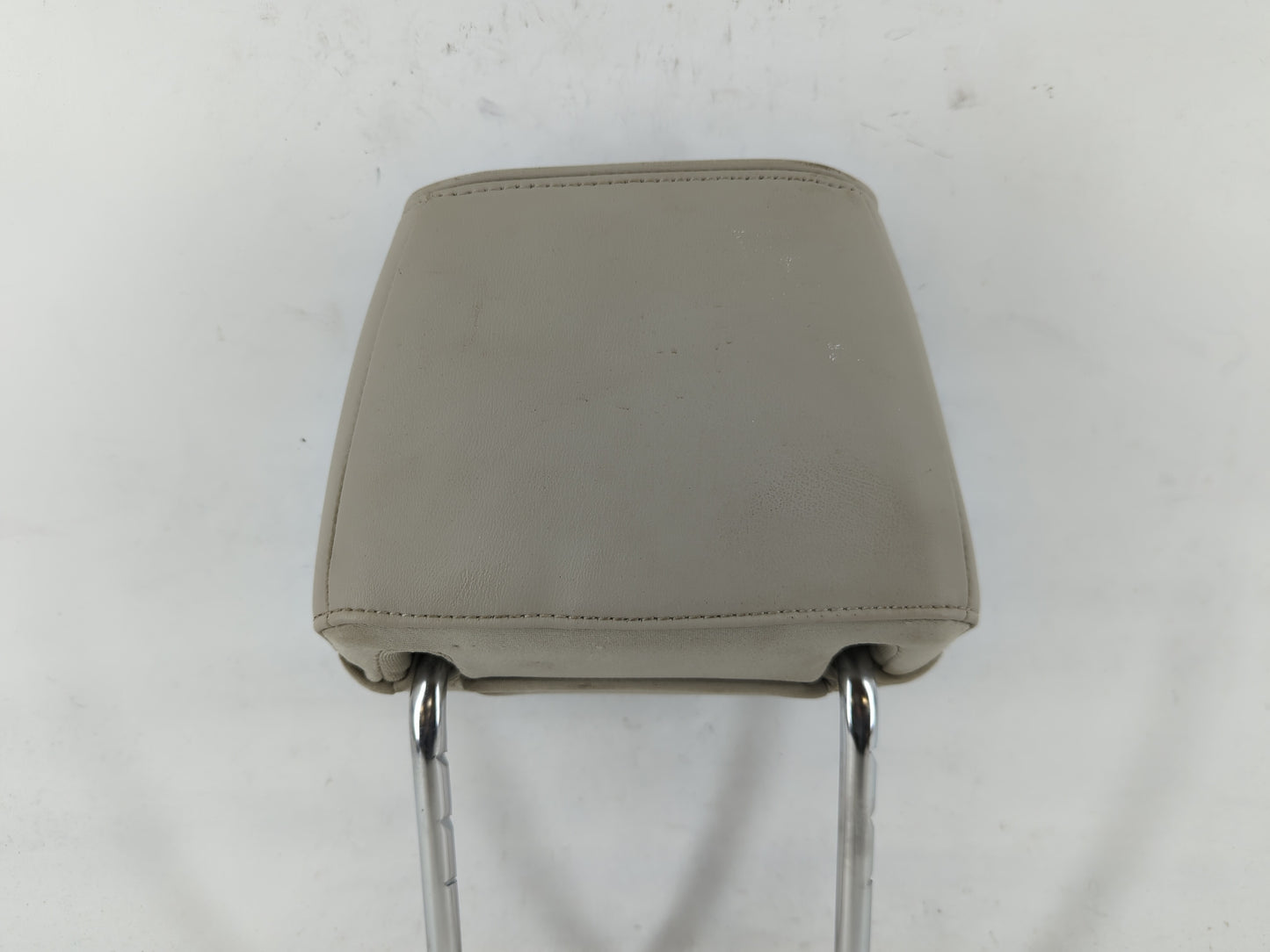 2016-2017 Ford Explorer Headrest Head Rest Front Driver Passenger Seat Fits Fits 2016 2017 OEM Used Auto Parts - Oemusedauto