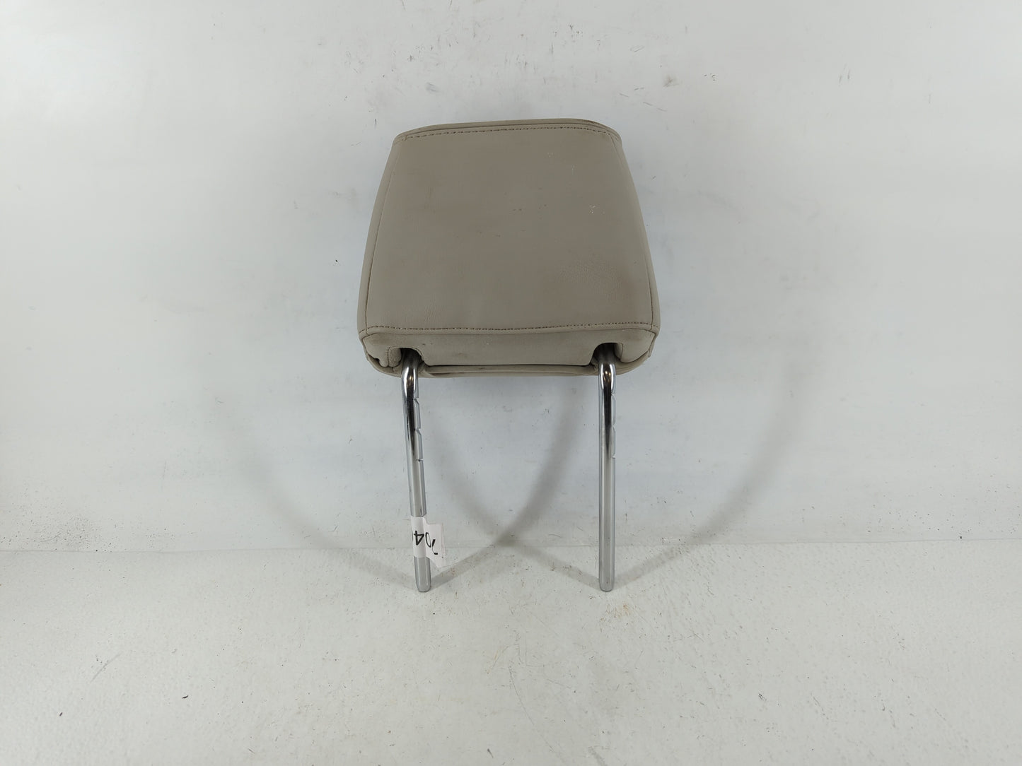 2016-2017 Ford Explorer Headrest Head Rest Front Driver Passenger Seat Fits Fits 2016 2017 OEM Used Auto Parts - Oemusedauto