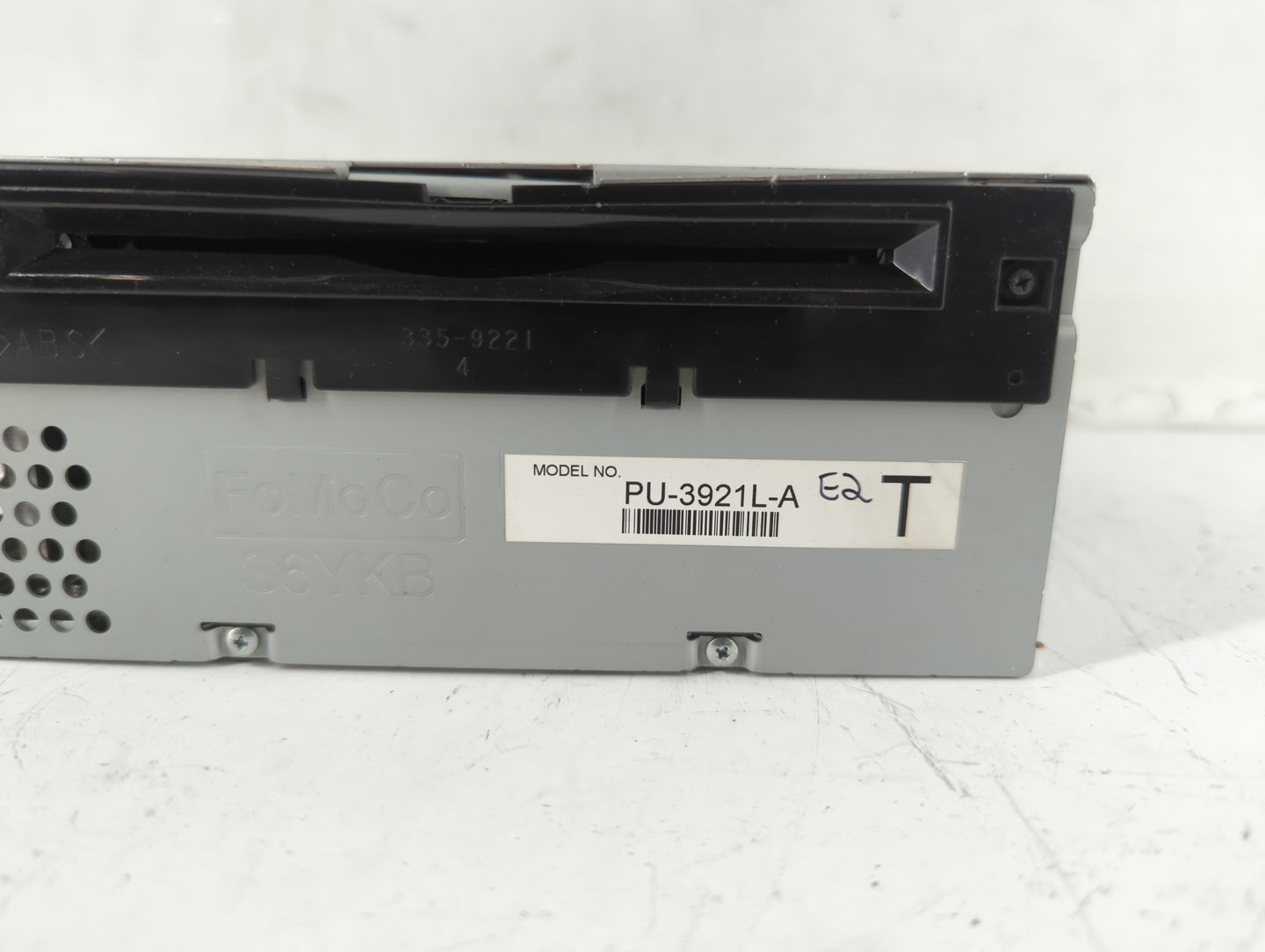 2016-2017 Ford Explorer Radio AM FM Cd Player Receiver Replacement P/N:GB5T-19C107-AF Fits Fits 2016 2017 OEM Used Auto Part