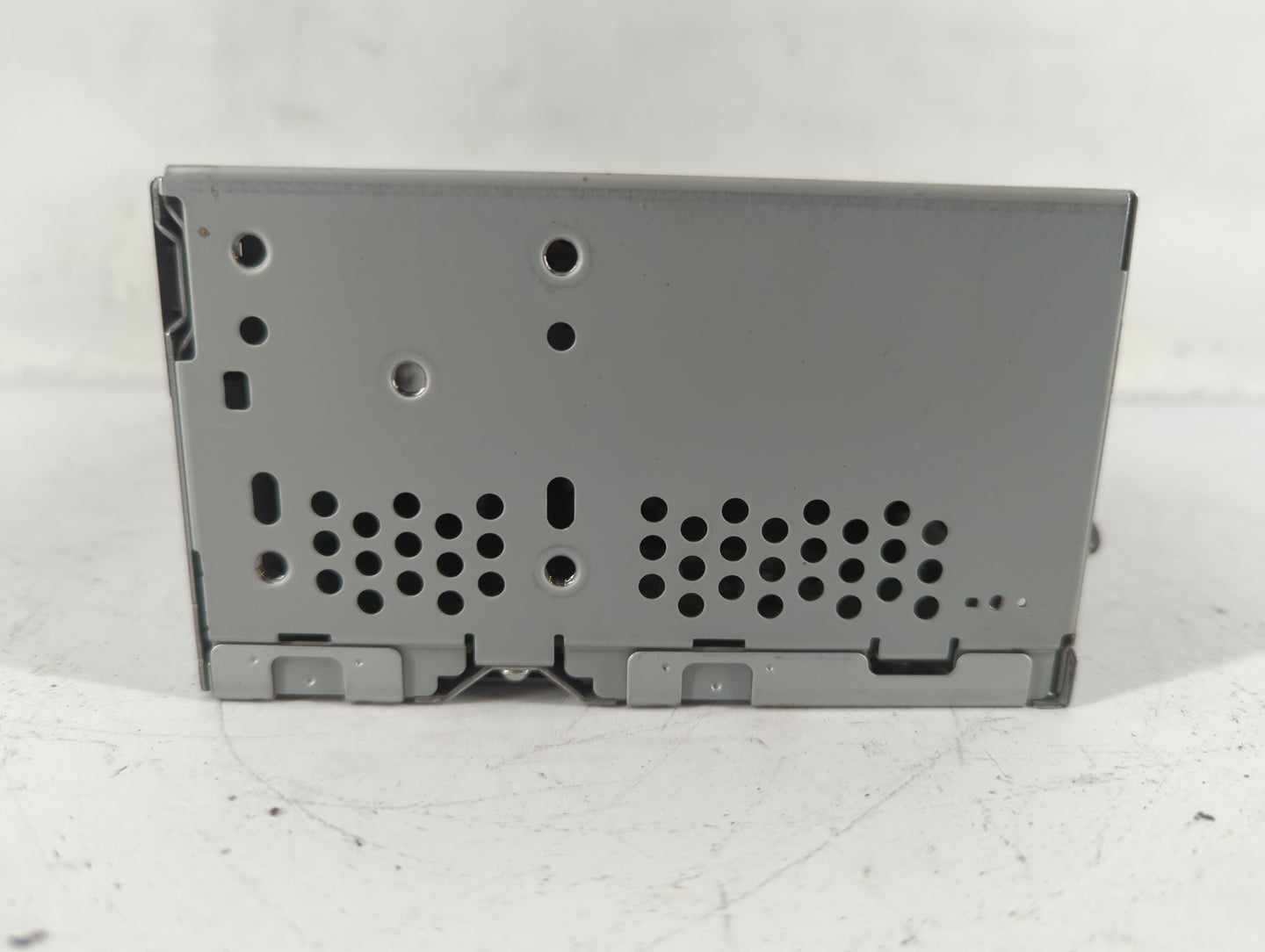 2016-2017 Ford Explorer Radio AM FM Cd Player Receiver Replacement P/N:GB5T-19C107-AF Fits Fits 2016 2017 OEM Used Auto Part