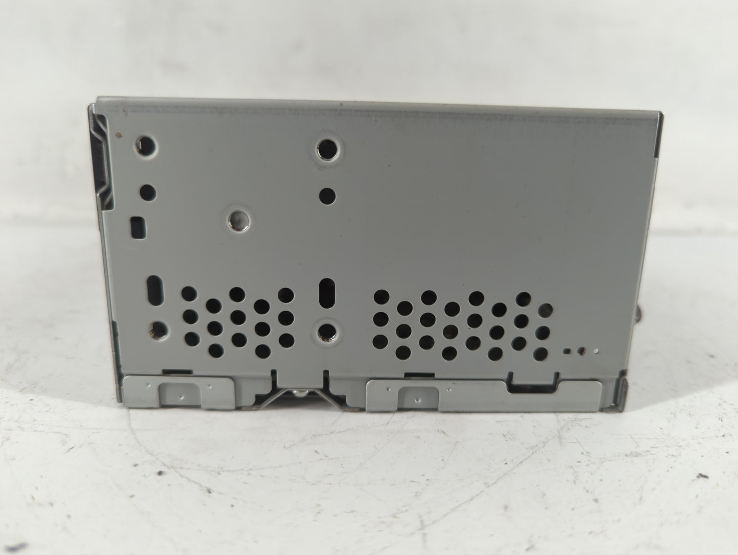 2016-2017 Ford Explorer Radio AM FM Cd Player Receiver Replacement P/N:GB5T-19C107-AF Fits Fits 2016 2017 OEM Used Auto Part