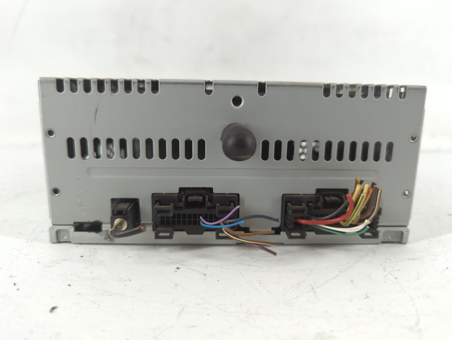 2016-2017 Ford Explorer Radio AM FM Cd Player Receiver Replacement P/N:GB5T-19C107-AF Fits Fits 2016 2017 OEM Used Auto Part