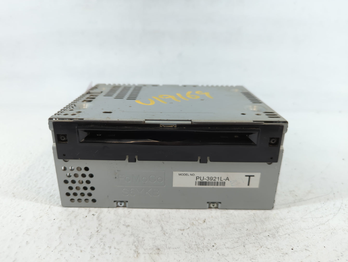 2016-2017 Ford Explorer Am Fm Cd Player Radio Receiver - Oemusedautoparts1.com