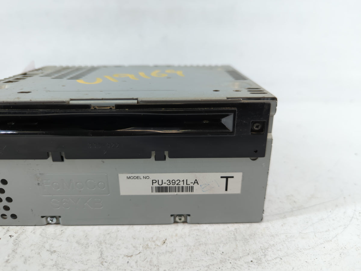 2016-2017 Ford Explorer Am Fm Cd Player Radio Receiver 716901 - Oemusedautoparts1.com