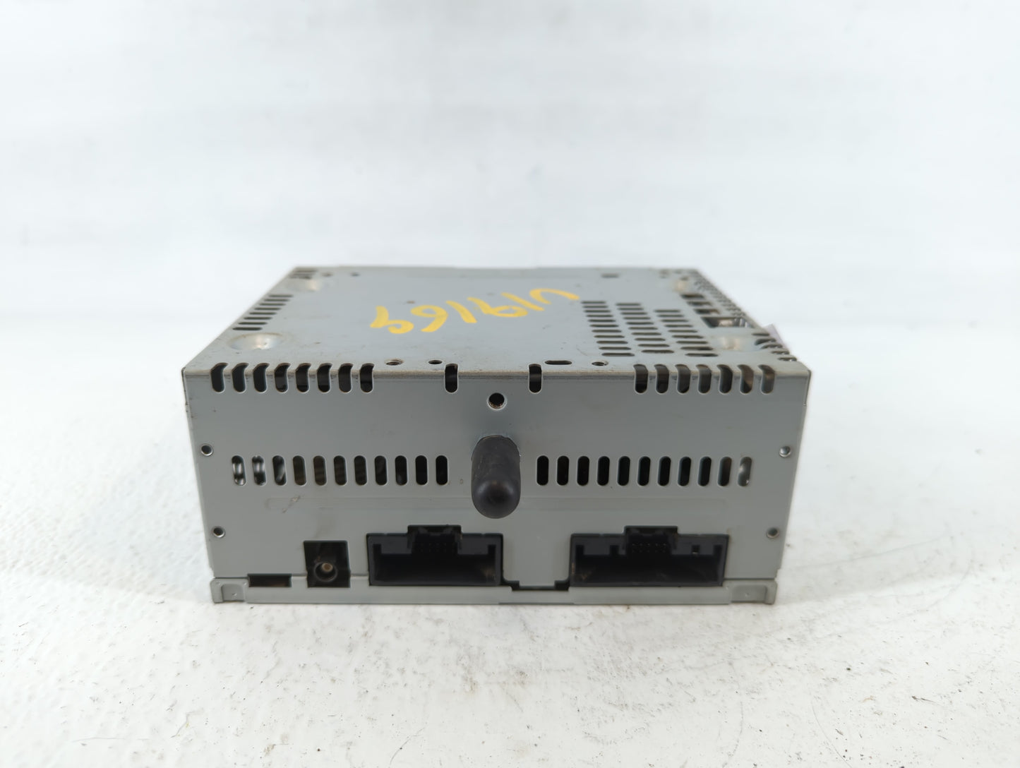 2016-2017 Ford Explorer Am Fm Cd Player Radio Receiver - Oemusedautoparts1.com