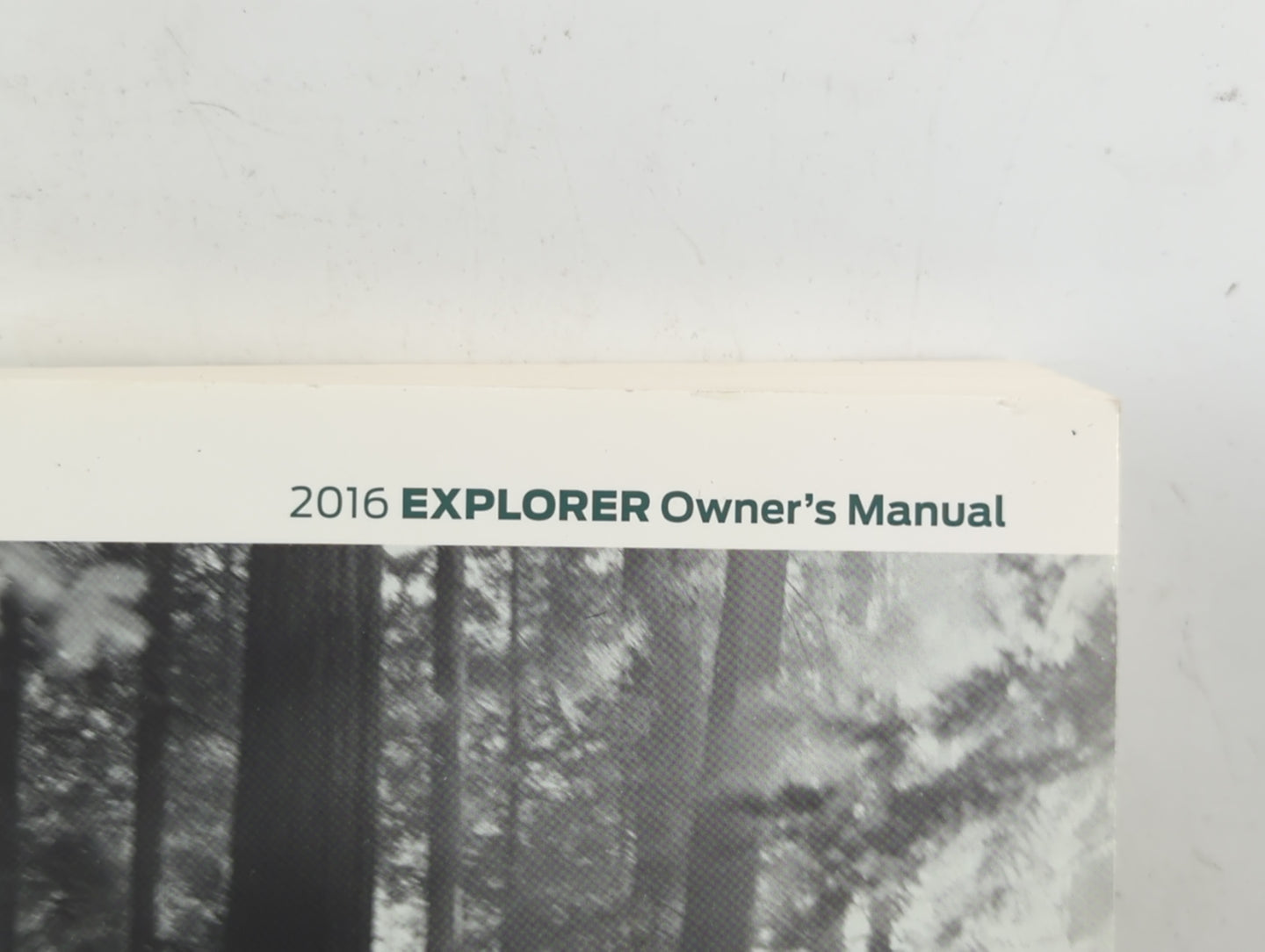 2016 Ford Explorer Owners Manual Book Guide P/N:GL2J 19A321 AB OEM Used Auto Parts - Oemusedautoparts1.com