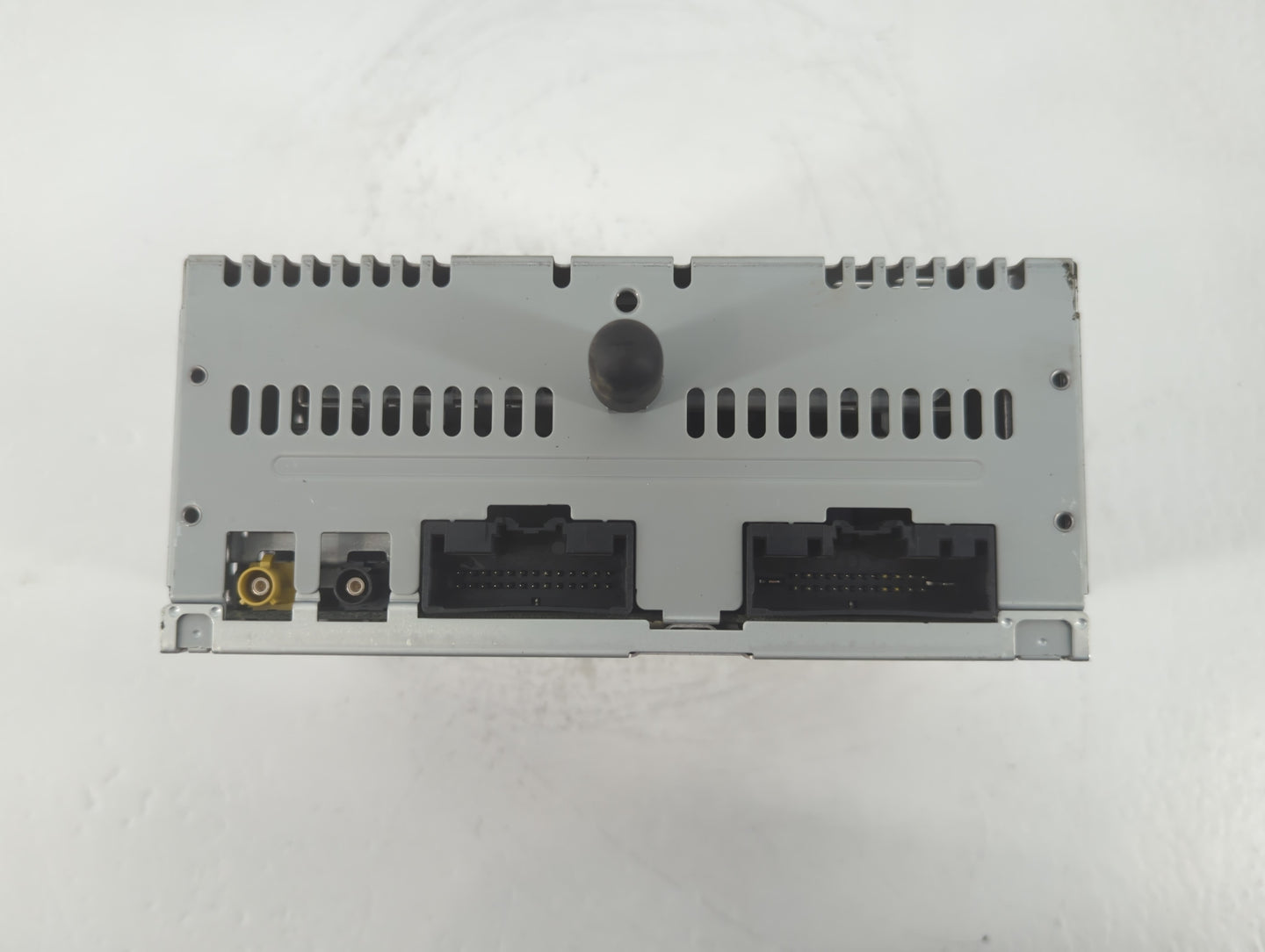 2016-2017 Ford Explorer Am Fm Cd Player Radio Receiver - Oemusedautoparts1.com