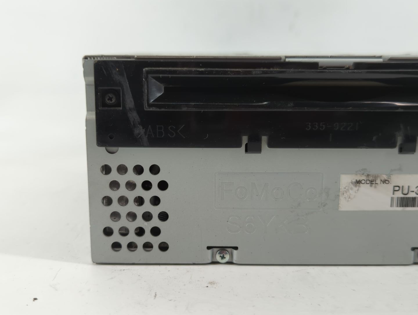 2016-2016 Ford Explorer Am Fm Cd Player Radio Receiver - Oemusedautoparts1.com