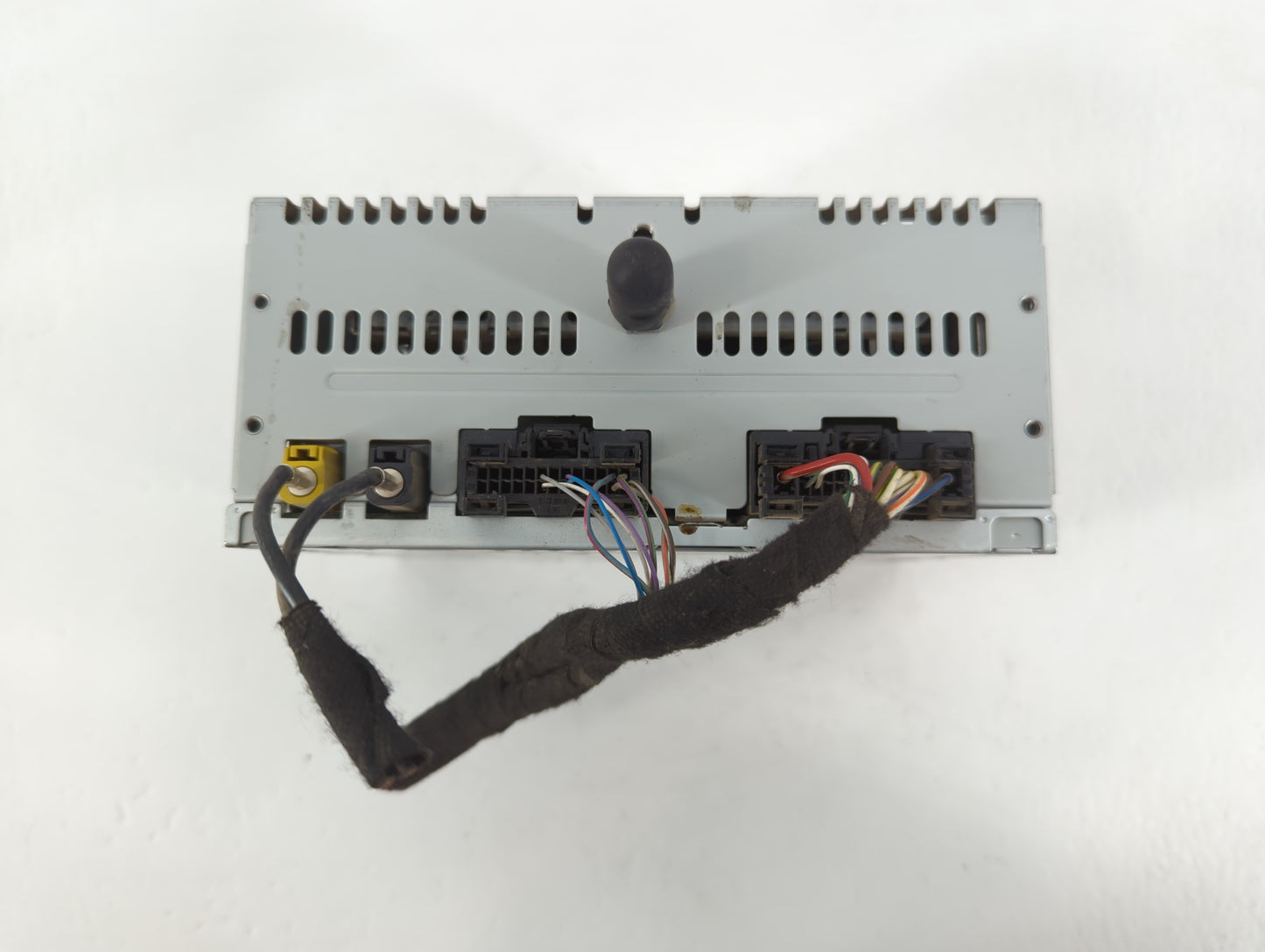 2016-2016 Ford Explorer Am Fm Cd Player Radio Receiver - Oemusedautoparts1.com