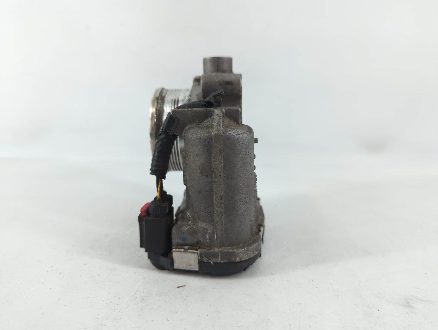 2016-2019 Ford Explorer Throttle Body P/N:AA5E-9F991-BB Fits Fits 2014 2015 2016 2017 2018 2019 2020 2021 2022 OEM Used Auto