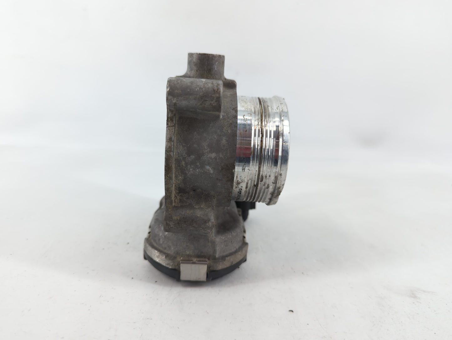 2016-2019 Ford Explorer Throttle Body P/N:AA5E-9F991-BB Fits Fits 2014 2015 2016 2017 2018 2019 2020 2021 2022 OEM Used Auto