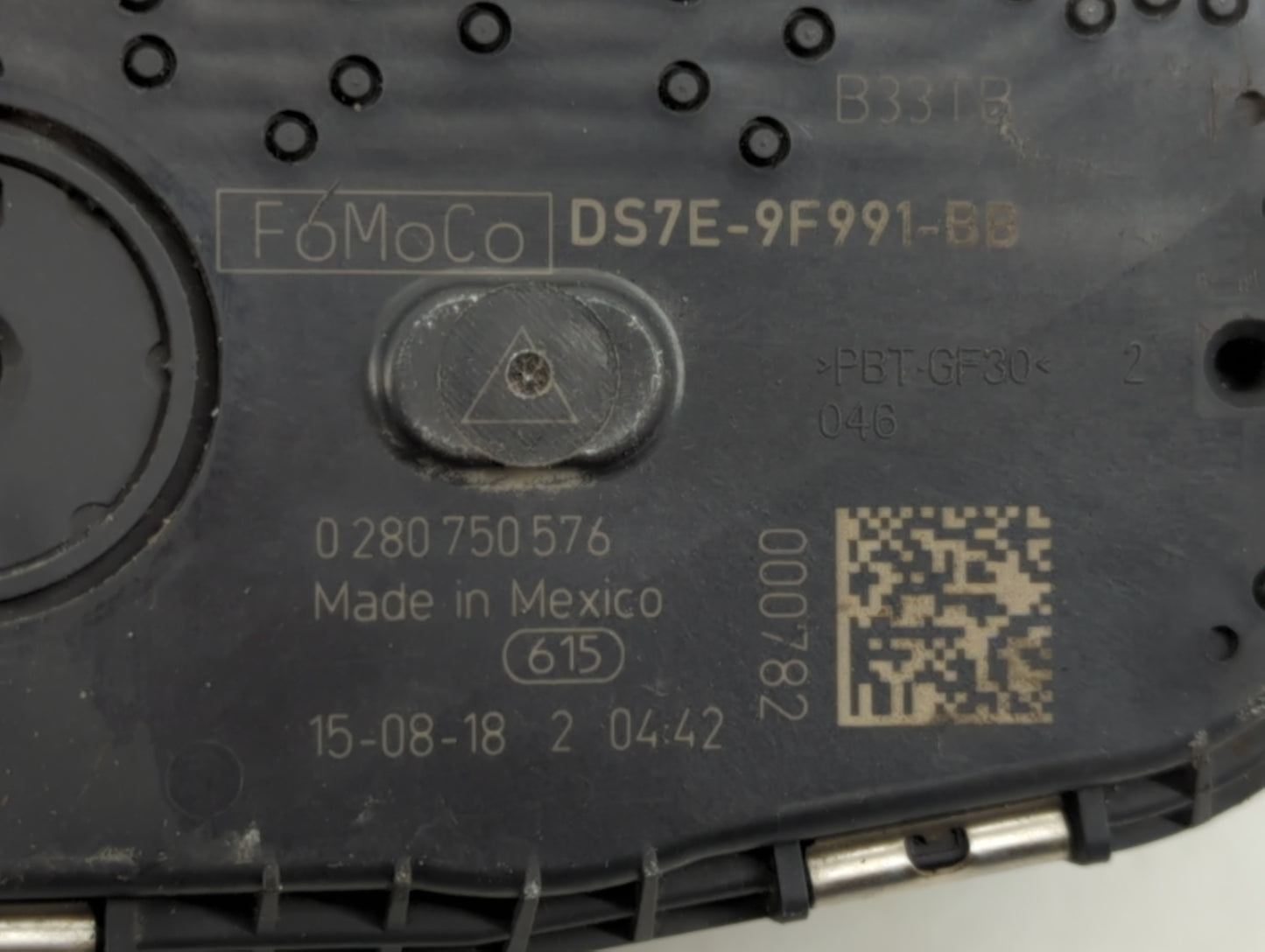 2016-2019 Ford Explorer Throttle Body P/N:AA5E-9F991-BB Fits Fits 2014 2015 2016 2017 2018 2019 2020 2021 2022 OEM Used Auto