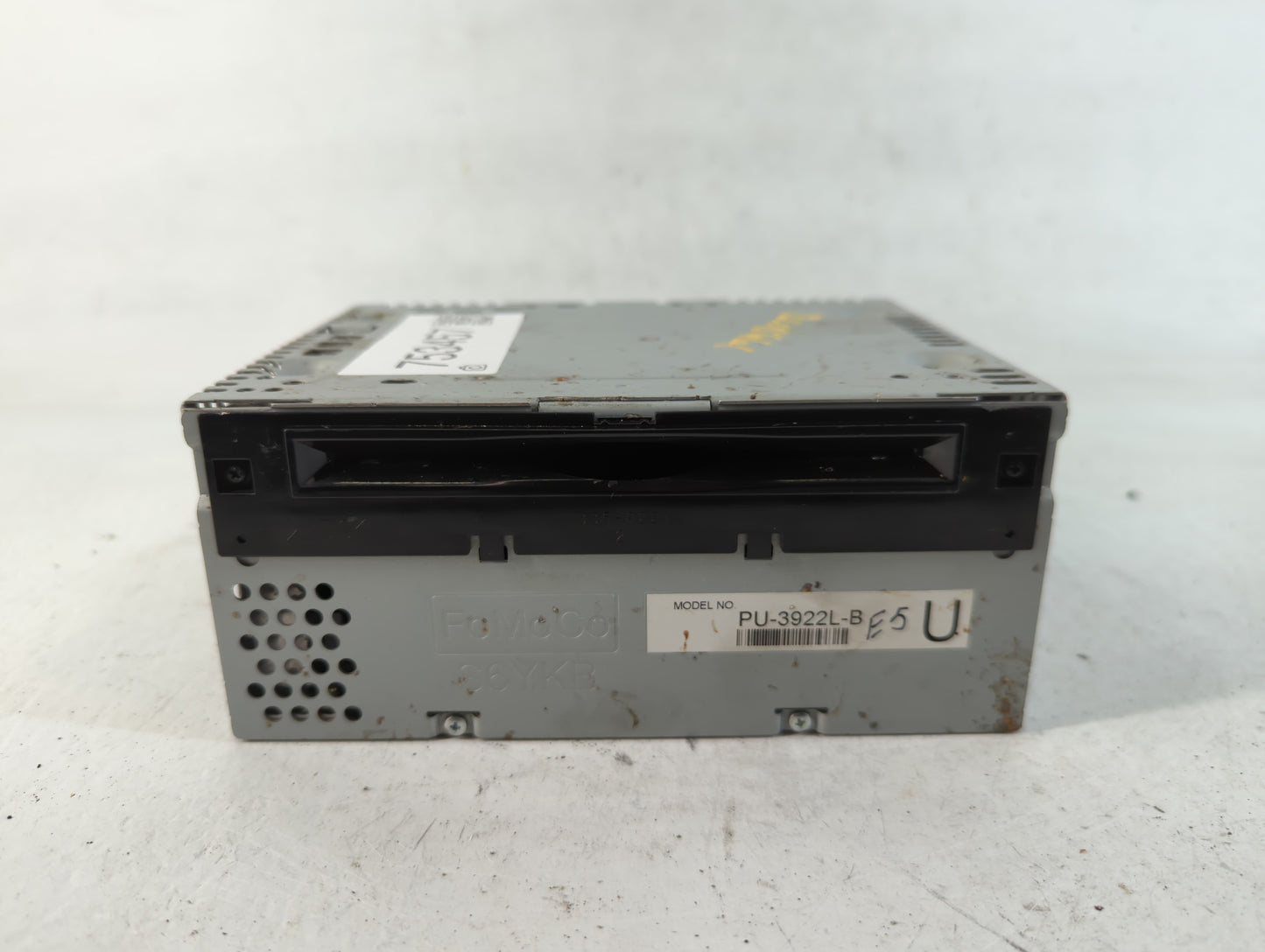 2016-2017 Ford Explorer Radio AM FM Cd Player Receiver Replacement P/N:GB5T-19C107-BG Fits Fits 2016 2017 OEM Used Auto Part