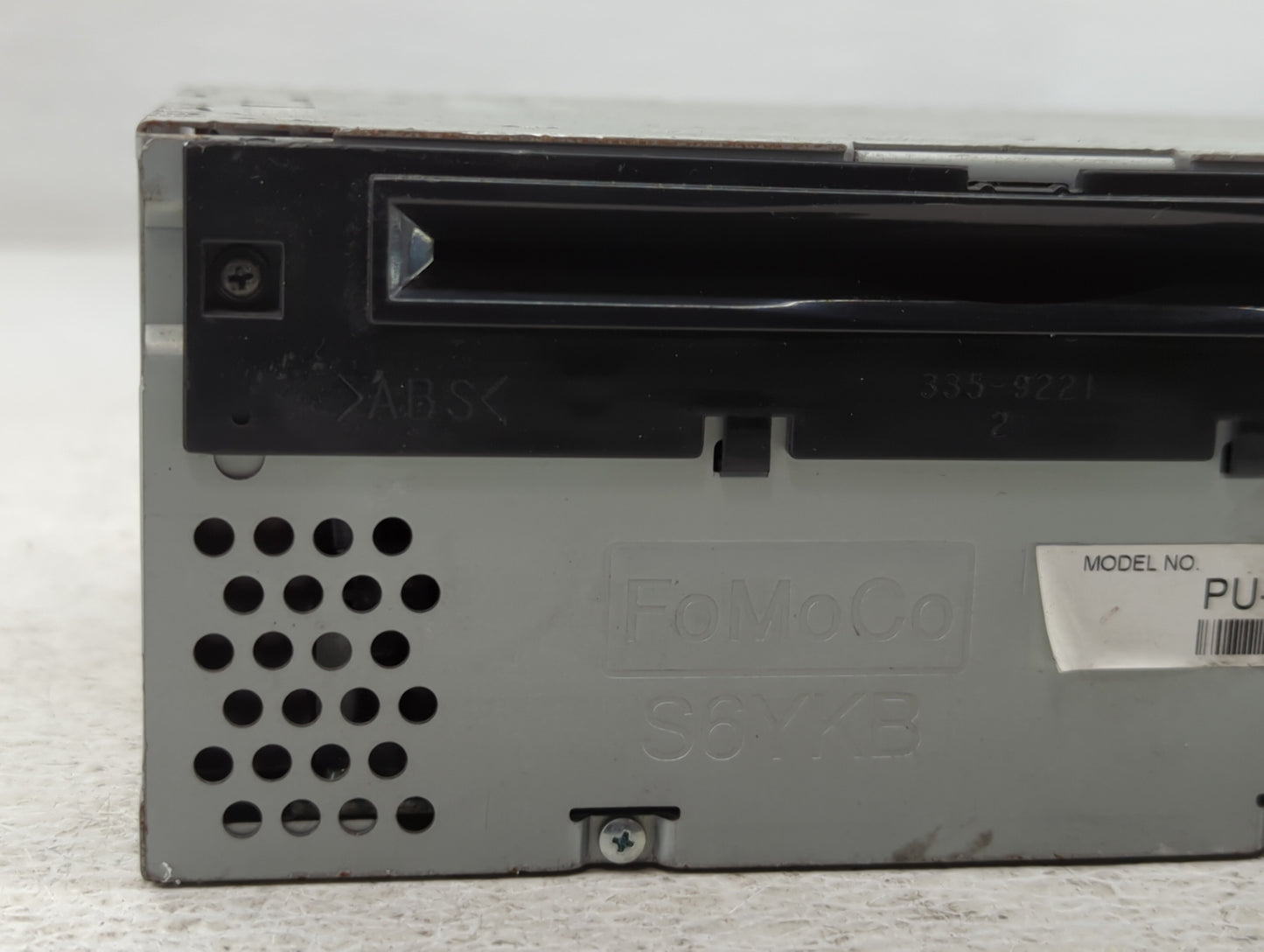 2016-2017 Ford Explorer Am Fm Cd Player Radio Receiver - Oemusedautoparts1.com